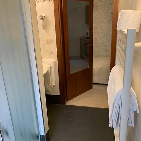 Studio For 3 Persons Firenze